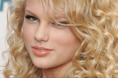 Free 4K Taylor Swift Wallpapers