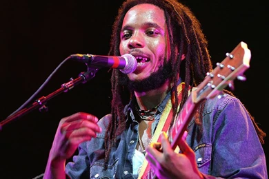 In Focus: Bob Marley And His Many Children [Photo] – Urban Islandz