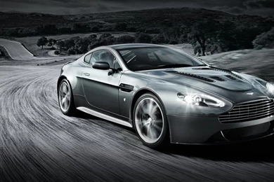 Aston Martin Vantage V12