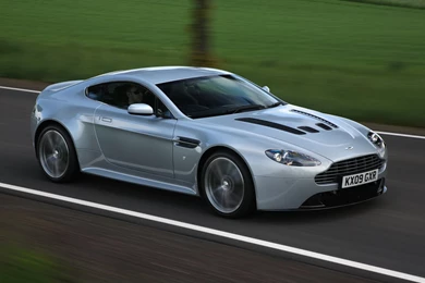 Aston Martin Vantage V12 Wallpapers   Image