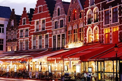 European Tag Wallpapers: European Drab Catholic School Hdr ...