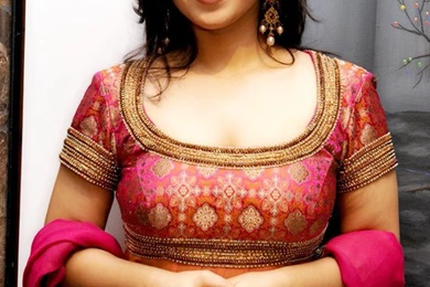 Vidya Balan Hot Wallpapers, Vidya Balan Hot Photos, Vidya Balan ...