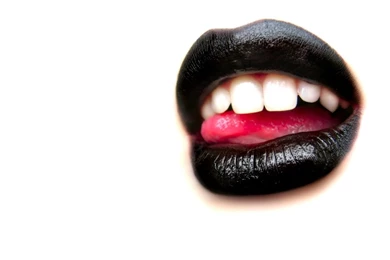 13 Lips HD Wallpapers