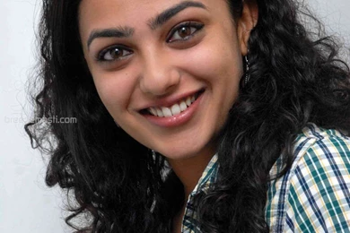 Nithya Menon Cute Hd Pics High Quality Photo Gallery,actress ...