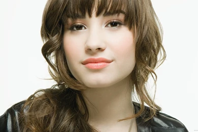 Download 2560x1440 Demi Lovato Sexy Wallpapers