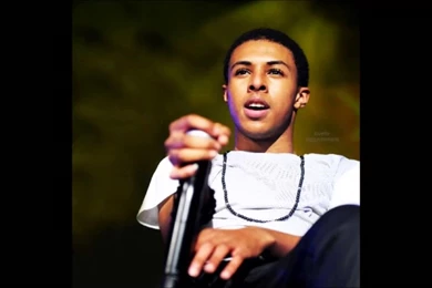 864x568px Diggy Simmons