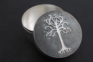 DeviantArt: More Like Caja Arbol De Gondor By Cabriolas