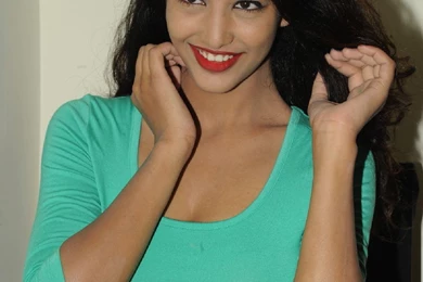 South Indian Actress Wallpapers: South Indian Actress Daksha ...