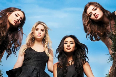 Pretty Little Liars Wallpapers 2560x1600px