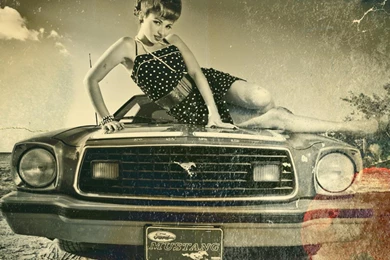 PIN UP GIRL AND MUSTANG WALLPAPER   (