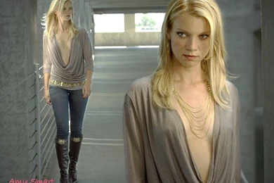 Amy Smart Iphone Wallpapers