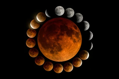 Someone Made A Pic Of The Blood Moon A Few Weeks Ago, I Made A ...