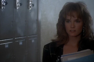 Lea Thompson Fashion   Sun Flower Makeup