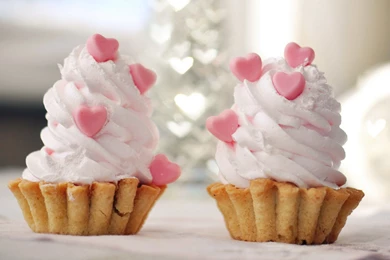 Cake With Whipped Cream Wallpapers And Images   Wallpapers ...