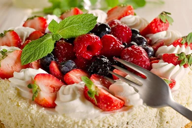 Cake With Berries Wallpapers And Images   Wallpapers, Pictures, Photos