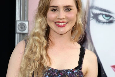 Alison Lohman New Wallpapers
