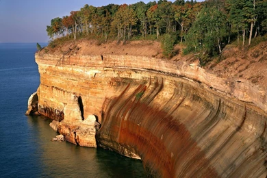 Nature: Afternoon Light On The Cliffs Above Lake Superior ...