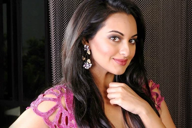 Sonakshi Sinha HQ Wallpapers