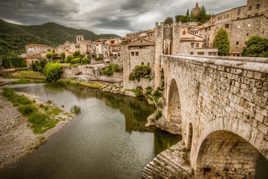 HerViewPhotography desktop wallpaper August