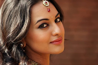 Sonakshi Sinha 1920x1080 Free Windows Phone Wallpapers