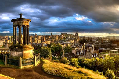 InterfaceLIFT: 3360x1050 Wallpapers Sorted By Comments