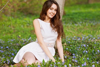 Cuty Girl Sitting In Flower Fields Wallpapers « Boys & Girls « HD ...