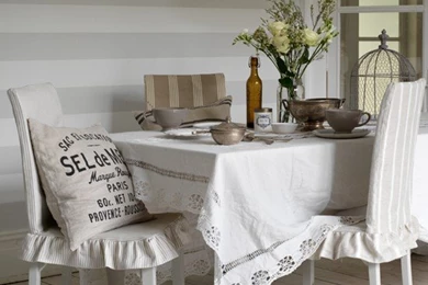 Neutral Dining Room With Striped Wallpapers