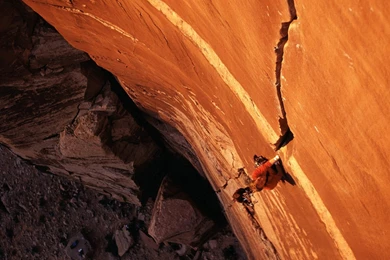 Climbing At An Angle HD Wallpapers