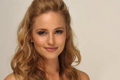 Dianna Agron Wallpapers