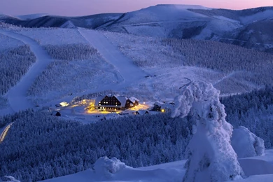 Ski Resort HD Spectacular Wallpapers Free HD Wallpapers   Download ...