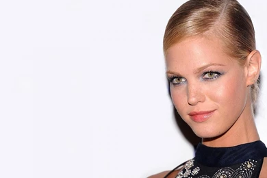 Erin Heatherton Wallpapers   (