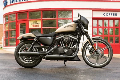 Harley Davidson Sportster Iron 883