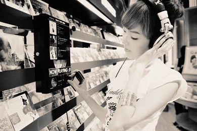 243 Headphones HD Wallpapers