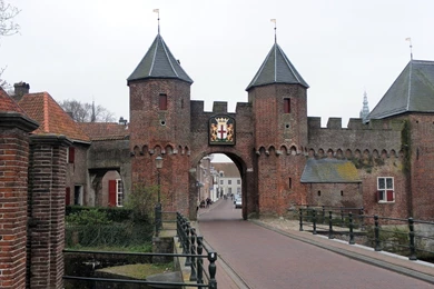 Wallpapers Netherlands Koppelpoort Medieval Gate In The Dutch City ...
