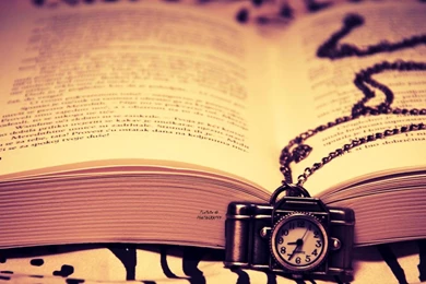 DON T WASTE YOUR TIME ON THE WRONG PERSON WALLPAPER   (