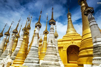 Shwedagon Pagoda : Desktop And Mobile Wallpapers : Wallippo