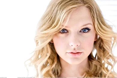 Taylor Swift Innocent Face Photoshoot N White Backgrounds Wallpapers