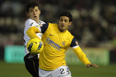 Mexican Football Player Carlos Vela (id: 17855) – BUZZERG