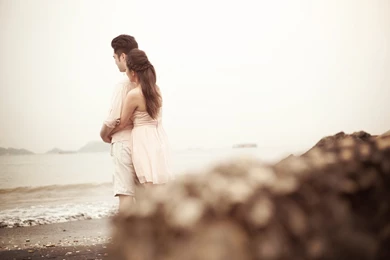 Cute Couple Hug Wallpapers