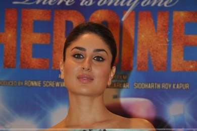 Wallpapers   Promotion Of Film Heroine By Reliance Trends Phoenix ...