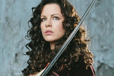 Kate Beckinsale White