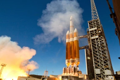 Delta 4 Heavy Rocket Soars