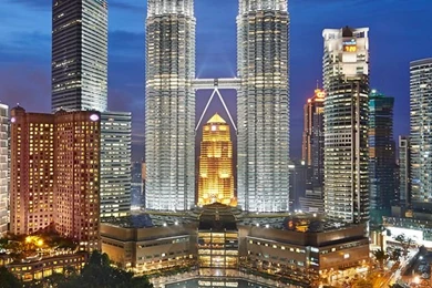 The Petronas Towers Wallpapers For iPhone 5/6 Plus