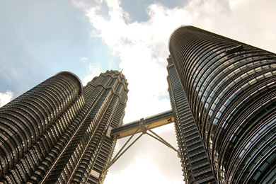 Petronas Twin Towers iPad Wallpapers