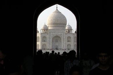 File:The Taj Mahal In White With Black Background.JPG   Wikimedia ...