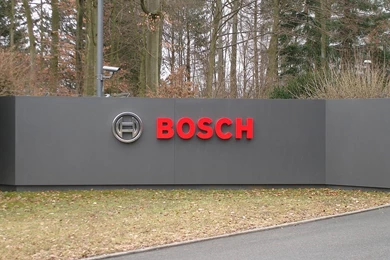 File:Bosch Logo Stuttgart.JPG   Wikimedia Commons