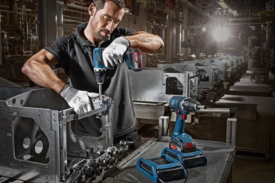 Bosch Inductive Charging GP100 Gear Patrol Lead Full Right.jpg