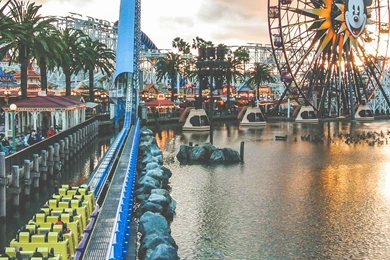 DISNEY WORLD WALLPAPERS FOR IPHONE VA005