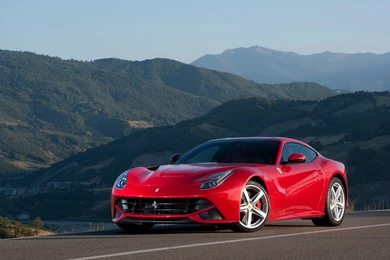 2013 Ferrari F12 Berlinetta Wallpapers