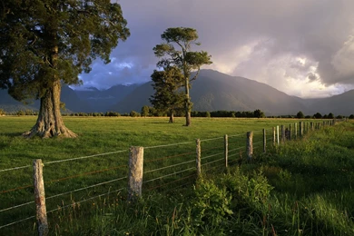 1600x1200 Near Farm Desktop PC And Mac Wallpapers